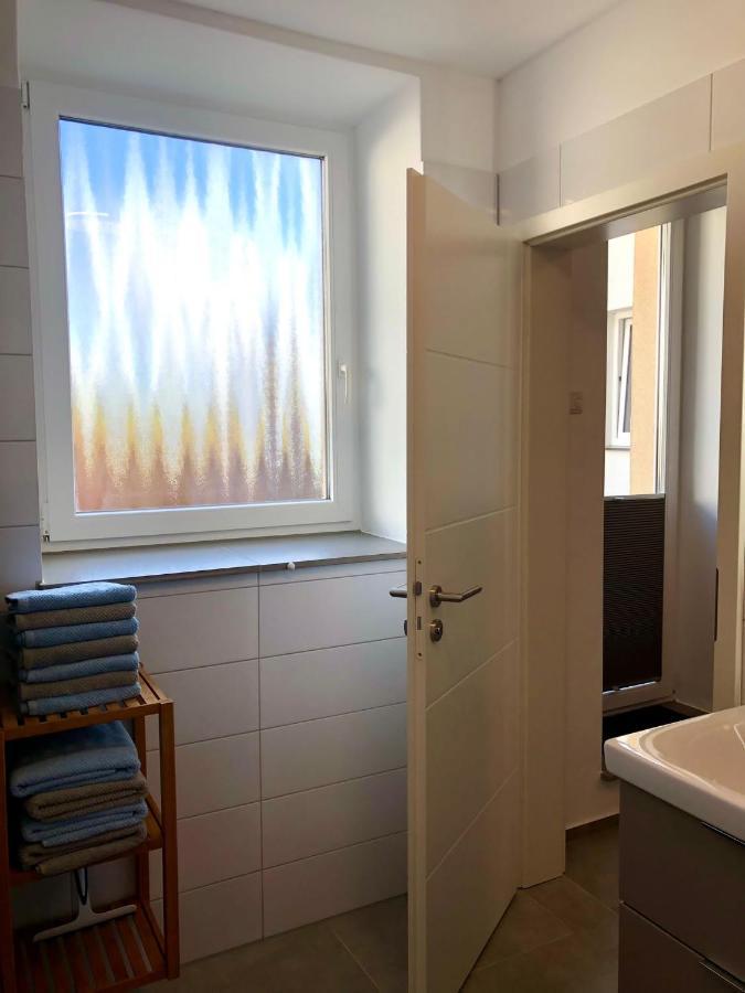 Erdgeschoss-Appartement Mit Seeterasse Ahrensbok المظهر الخارجي الصورة
